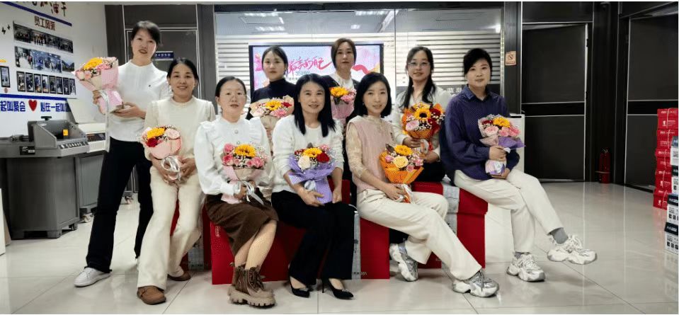 ��Ů�ڣ��������ң��빫˾����ҫ